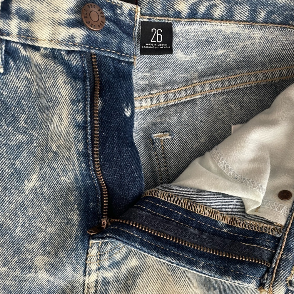 Urban Outfitters BDG Acid Wash Slim Straight Jeans, 26 - Picture 9 of 9